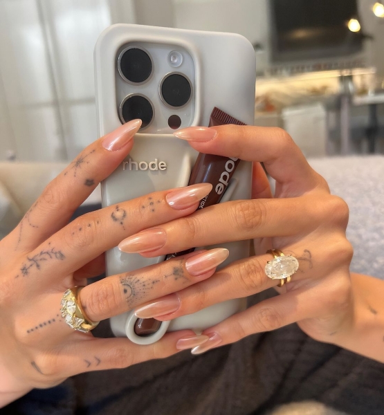 Hailey Bieber's Ballerina Chrome Nails Are Going Straight to Our Spring Mood Board