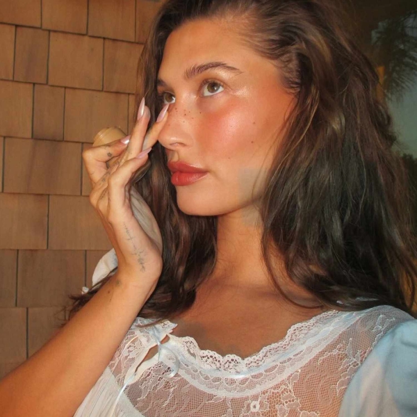 Hailey Bieber's Pink Pearl Nails Are a Coquette Dream