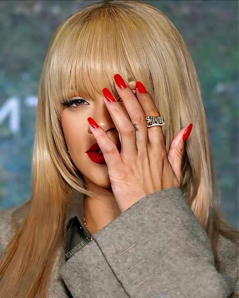 We'll Be Copying Rihanna's Chili Pepper Red Nails All Summer Long