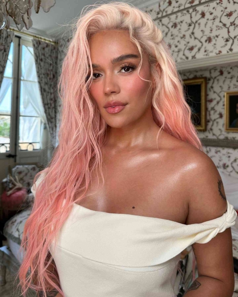 This Summer's Millennial Pink Hair Trend Will Make You Miss Tumblr