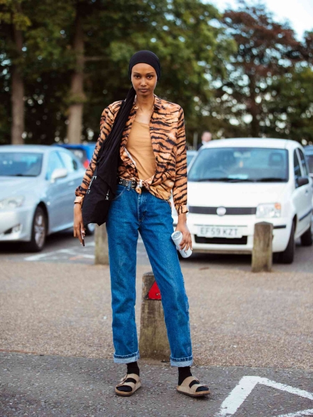 12 Birkenstock Outfit Ideas to Adapt the Comfy Sandals to Any Occasion