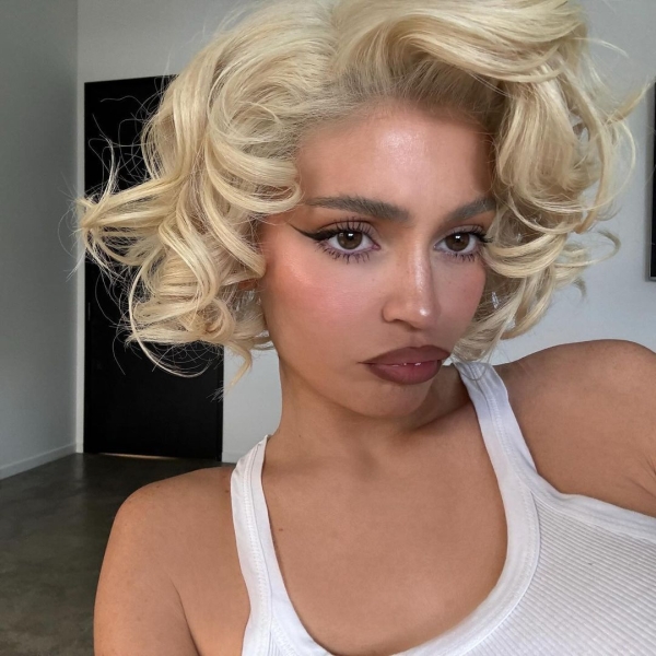 Kylie Jenner Just Tried a Platinum Marilyn Monroe-Inspired Micro Bob