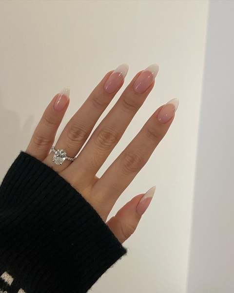 12 Vanilla French Nail Ideas For a Soft and Elegant Manicure