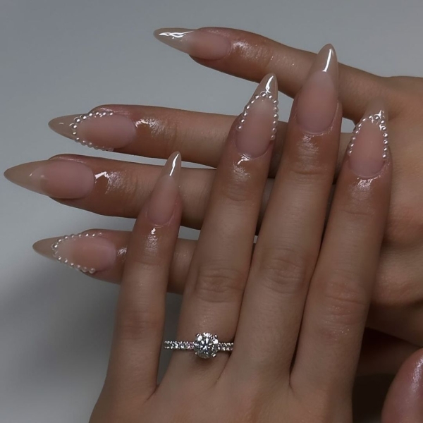 12 Vanilla French Nail Ideas For a Soft and Elegant Manicure