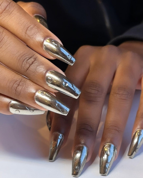 13 Simple Coffin Nail Ideas That Are Timeless and Chic