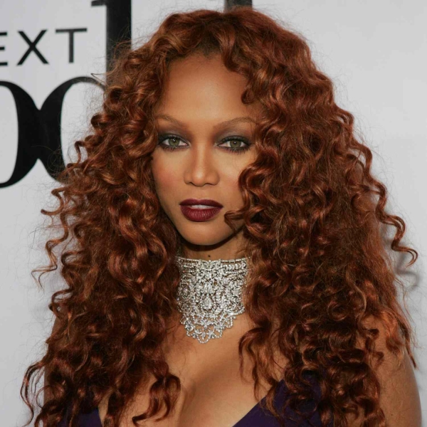 15 Dark Red Hair Colors Perfect For the Summer to Fall Transition