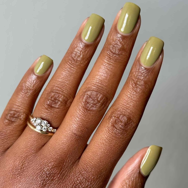 15 Olive Green Nail Ideas That Prove It's the Perfect Unexpected Neutral