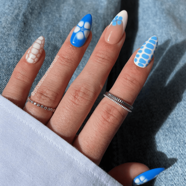 20 Hibiscus Nail Ideas For a Perfectly Y2K Summer Mani