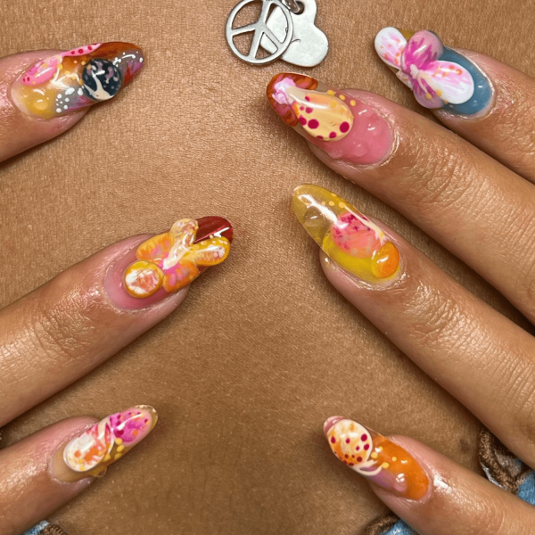 20 Hibiscus Nail Ideas For a Perfectly Y2K Summer Mani