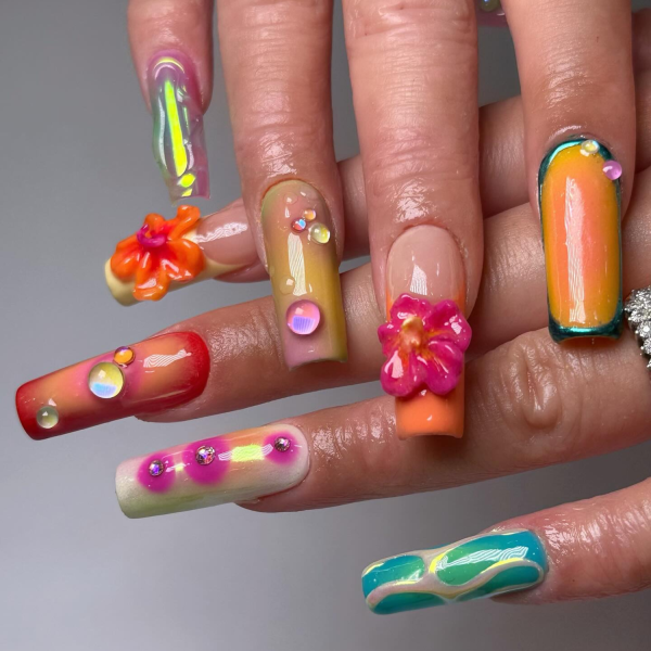 20 Hibiscus Nail Ideas For a Perfectly Y2K Summer Mani