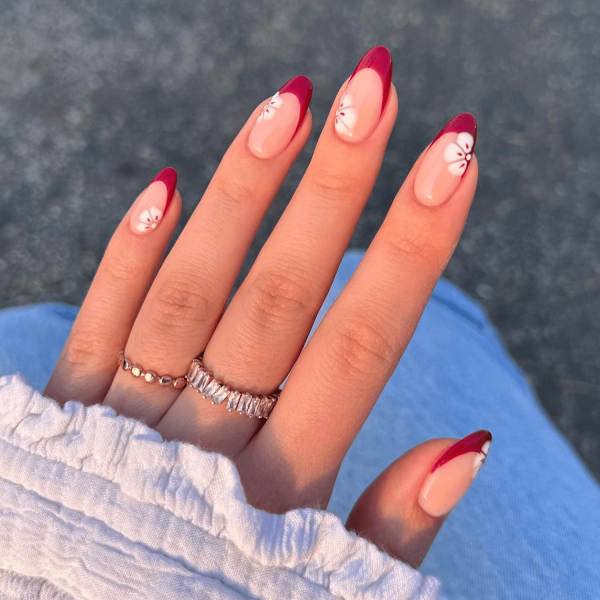 20 Hibiscus Nail Ideas For a Perfectly Y2K Summer Mani