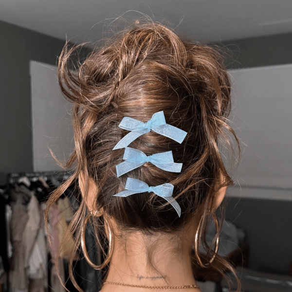 30 Hair Accessory Ideas That Spice Up Any Style