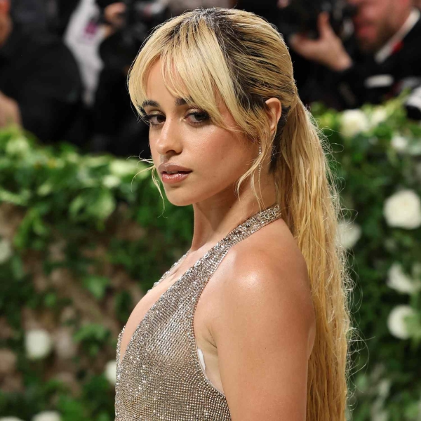 30 Ways to Style French Bangs With Long Hair