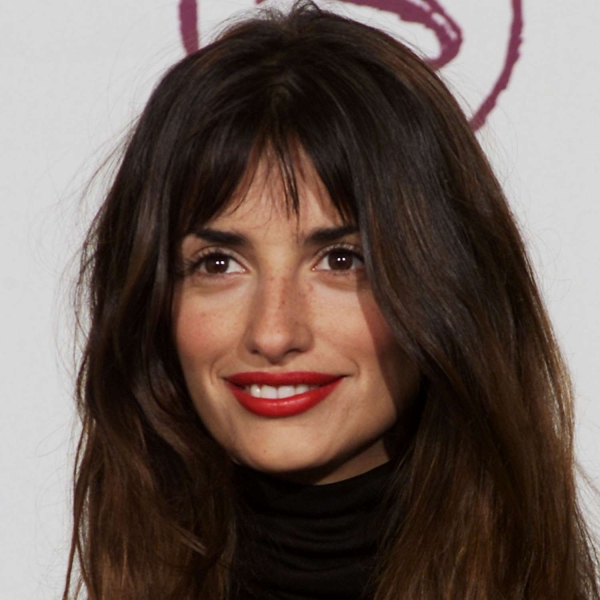 30 Ways to Style French Bangs With Long Hair