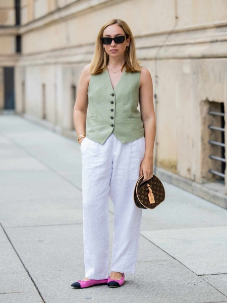 How to Dress on Humid Summer Days: 10 Outfit Ideas To Beat The Heat