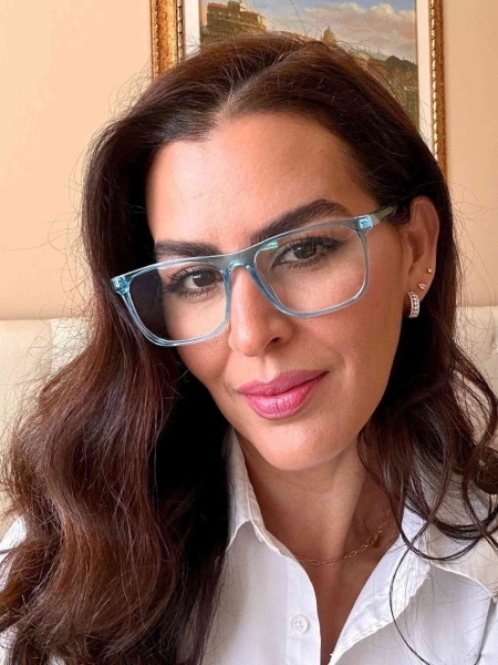 These 2024 Eyeglasses Trends Turn the Functional Accessory into a Chic Statement