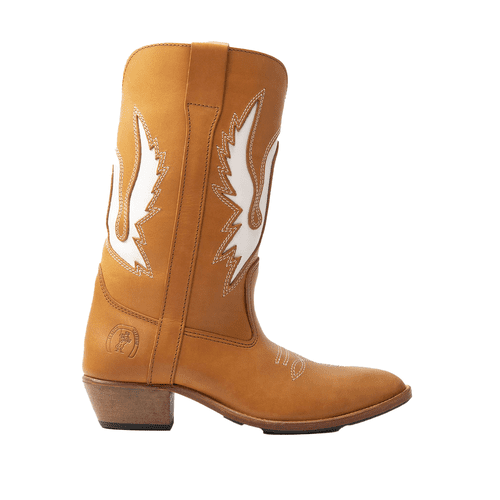 10 Cowboy Boot Outfits That Add Western Edge to Any Style