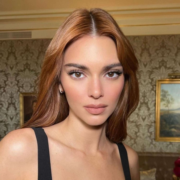 19 Red-Brown Hair Color Ideas For a Fiery Fall Transition