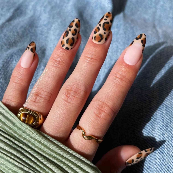 20 French Manicure Ideas for Fall That Bring Cozy Season to Your Fingertips