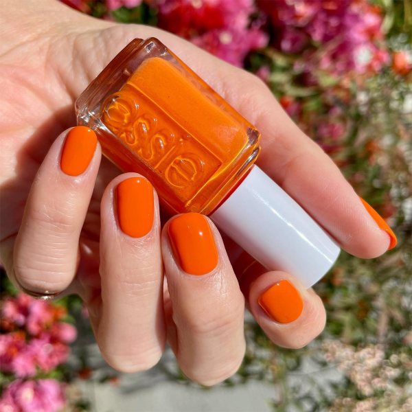 Fall 2024's Biggest Nail Trends Include Moody Jellies and Prismatic Chrome